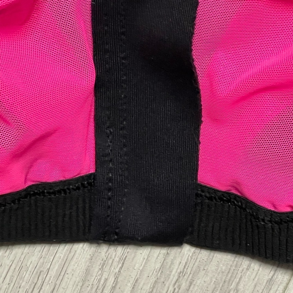 VSX Women's Pink and Black Sports Bra - Picture 6 of 12